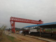 山西阳泉龙门吊租赁科技求发展