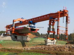 广东东莞架桥机厂家 200吨架桥机设备作业要点