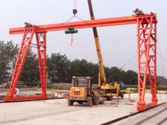 移动龙门吊在钢结构厂房能否用到？