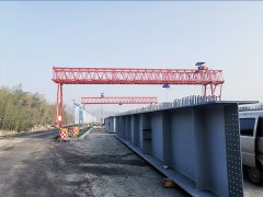 广东深圳龙门吊租赁公司不同配置的龙门吊租金