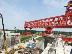 <b>河北廊坊架桥机公司对200t架桥机的市场需求及应</b>