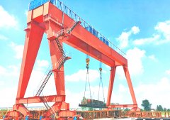 <b>云南昭通龙门吊出现重物自坠的原因</b>
