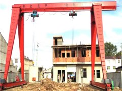 <b>双葫芦龙门吊的双葫芦同步性要如何保障</b>