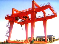 <b>U型龙门吊在不同行业的应用前景如何</b>