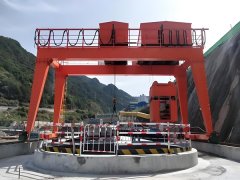 <b>竖井龙门吊在矿山开采中能发挥哪些作用</b>