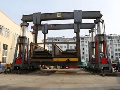 <b>不同吨位的液压龙门吊适用哪些工业场景</b>