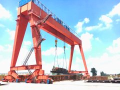 <b>70吨龙门吊的主梁结构如何影响承重稳定性</b>