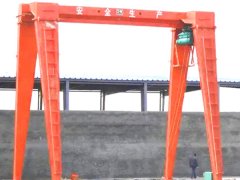 <b>浙江丽水A型龙门吊如何适配中小型厂房的吊装作业</b>